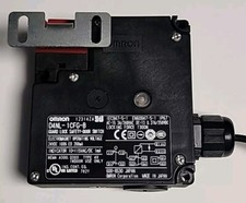 OMRON D4NL-1CFG-B GUARD LOCK SAFETY DOOR SWITCH With Key - Free Shipping