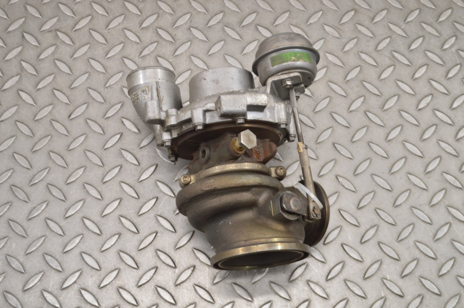 BMW 5 F10 M5 2014 RHD Turbo Turbocharger Pair 7846918 7846919 