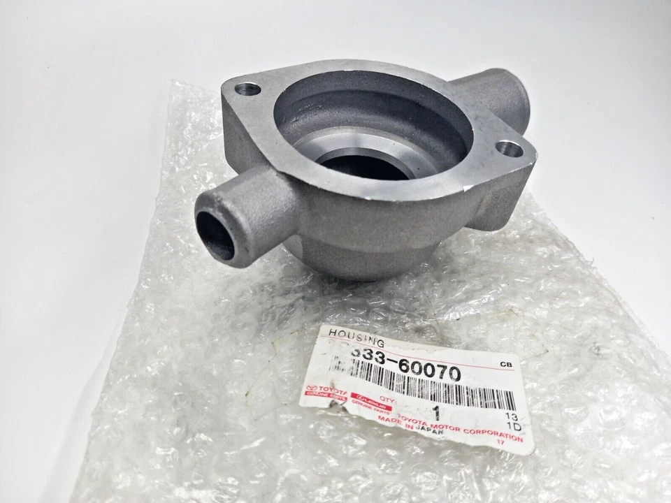 FOR TOYOTA LAND CRUISER FJ40 FJ43 FJ45 FJ55 1968-1979 THERMOSTAT HOUSING SET OEM - Image 4 of 4