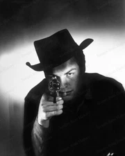 8x10 Print Sidney Robert Wagner The True Story of Jesse James 1957 #497