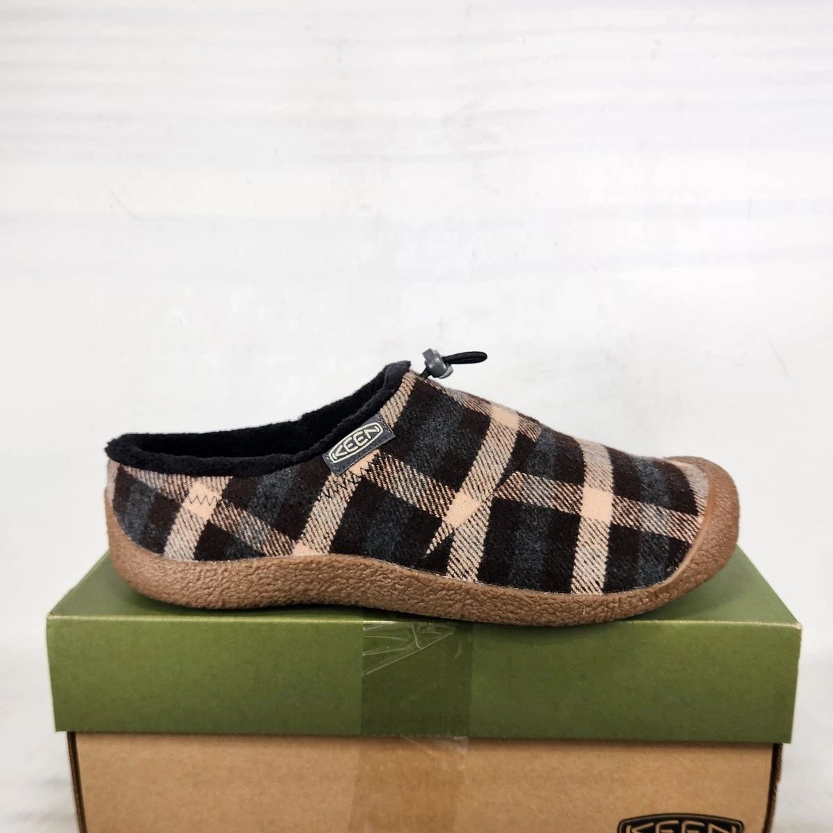KEEN Howser Jerry Garcia Slipper Shoes Mens Size 10 Quilted Mule Hippie GFD These Jerry Garcia Keen sandals are for the real deadheads main image 3