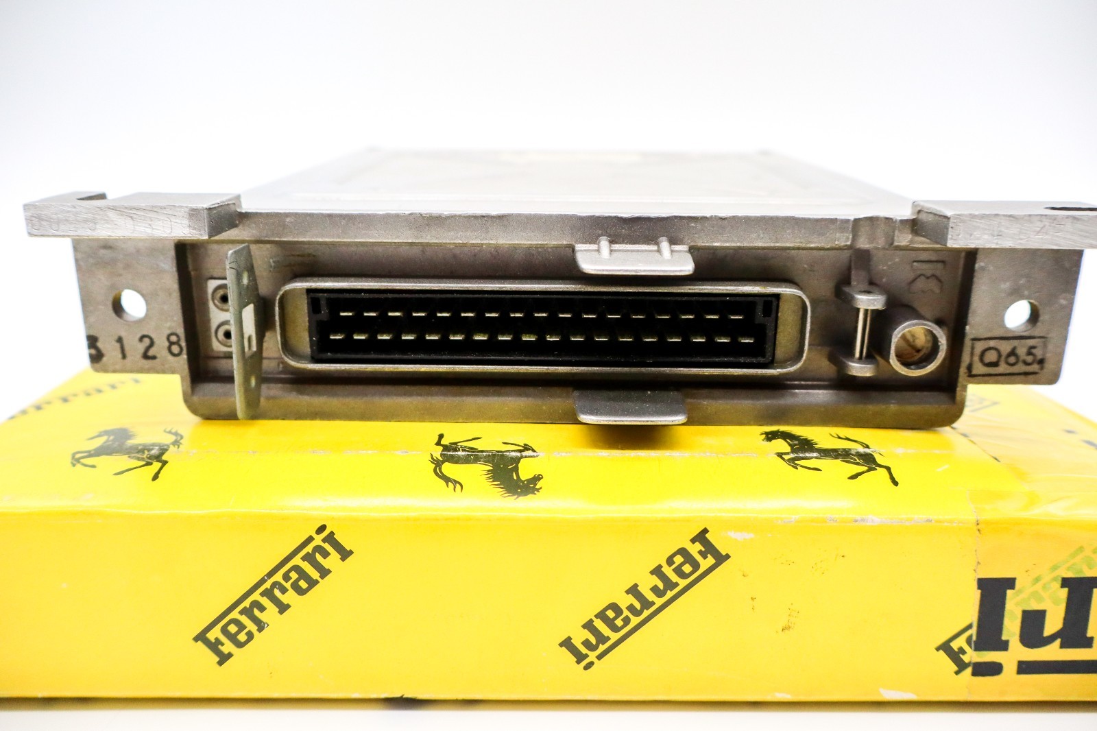 Ferrari F40 ECU IAW044/01  134527 - Genuine