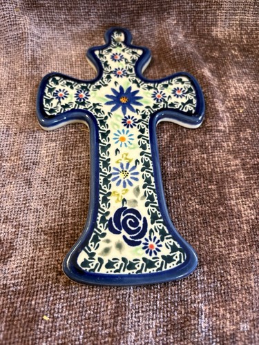 Boleslawiec polnische Keramik christliches Kreuz Handarbeit blaue Blumen