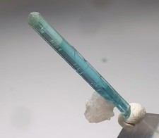 Bi Colour Natural Terminated Tourmaline Specimen-4.1 carats