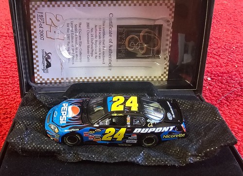 2007 #24 Jeff Gordon DuPont / Pepsi Chevy Monte Carlo RCCA Elite 1:64 1842/2007 - Imagen 3 de 3
