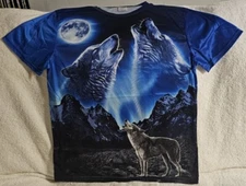 WOLVES WOLF HOWLING MOON MOUNTAIN OUTDOOR ANIMAL T-SHIRT