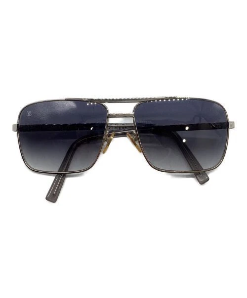 Louis Vuitton Attitude Sunglasses (Gold) : : Clothing & Accessories