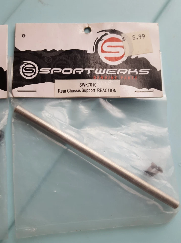 Sportwerks Reaction parts:  SWK7009 Rear Shock Tower & SWK7010 Rear Chassis Supp - Imagem 2 de 4