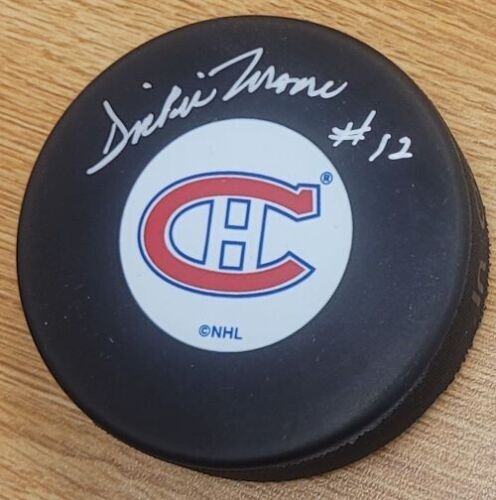 AUTOGRAPHED DICKIE MOORE Montreal Canadiens Hockey Puck - w / COA - Picture 1 of 1