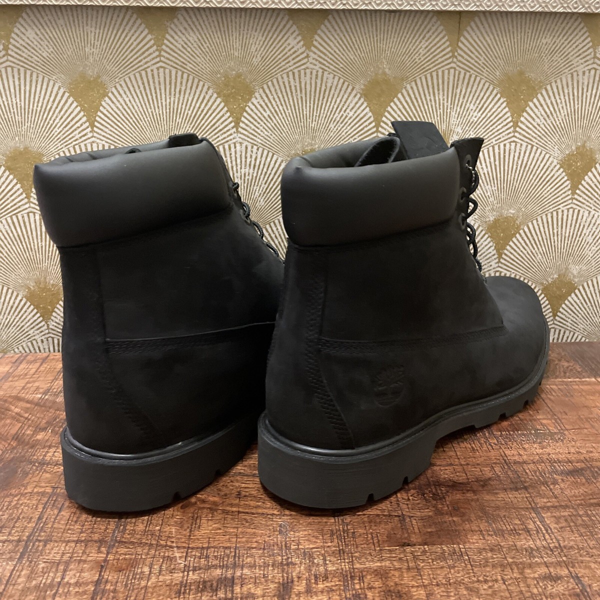 New Mens 10.5 Timberland CLASSIC 6