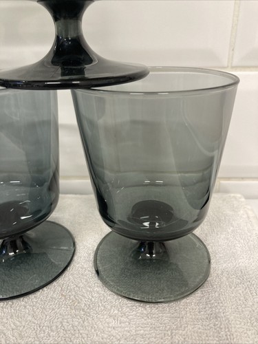 Occhiali IKEA grigio scuro X6 - Bicchieri da vino/succo grossi IKEA - In perfette condizioni - Foto 5 di 8