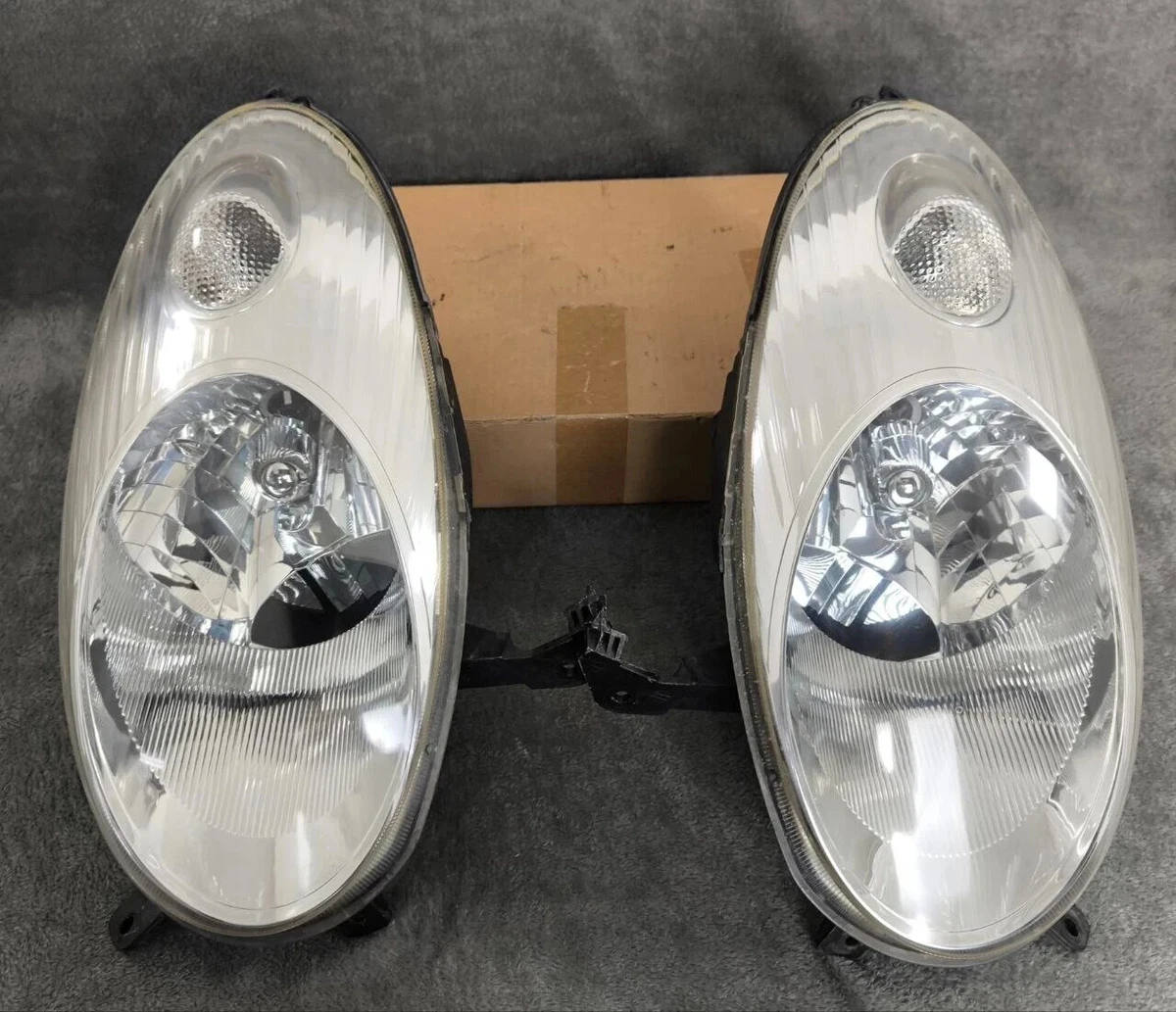 Faros Delanteros Para Nissan Micra K12 (2003-2005) - Kit Izquierdo + Derecho, Lente Cristalina, H4, Sin Bombillas