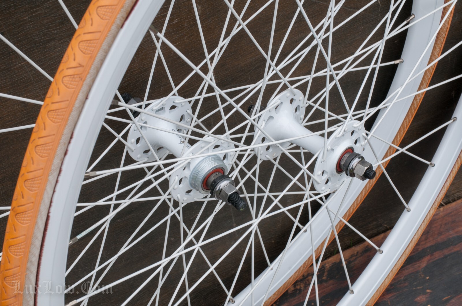 NOS White Fixed Gear Track Bike WHEELS 700c DeepV Rims Hub Bicycle Vintage Tires