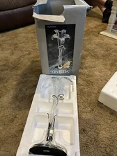 Oneida Amaryllis Bud Vase 12 Inches Glass And Silverplate