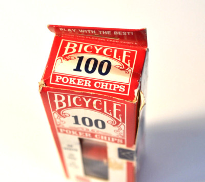 Vintage BICYCLE Poker Chips 100 Red White Blue, Made in USA