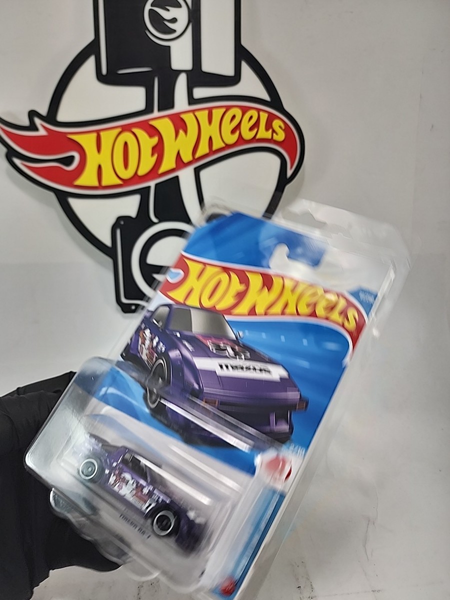 Hot Wheels MAZDA RX-7, Purple, 2026 #61/250, 2/10 with Protector