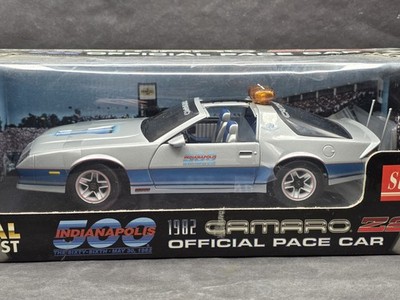 Sun Star 1982 Chevy Camaro Z28 Indy 500 Pace Car 1:18 Scale