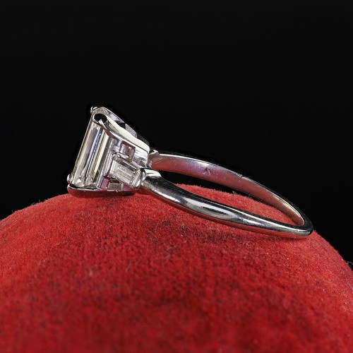 Vintage Retro Platinum Emerald Cut Diamond Engagement Ring - GIA - Picture 4 of 10