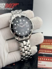 2009 Omega Seamaster 007 Black Dial on Bracelet 212.30.41.20.01.001 Card