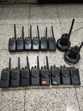 16pcs Mag One by Motorola BPR40 8CH Charger Two-Way Radio W/CHARGE BASE 2pc