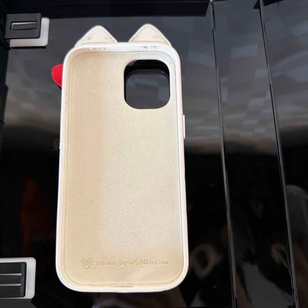 Urban Sophistication Sanrio The Puffer Case - Hello Kitty® for