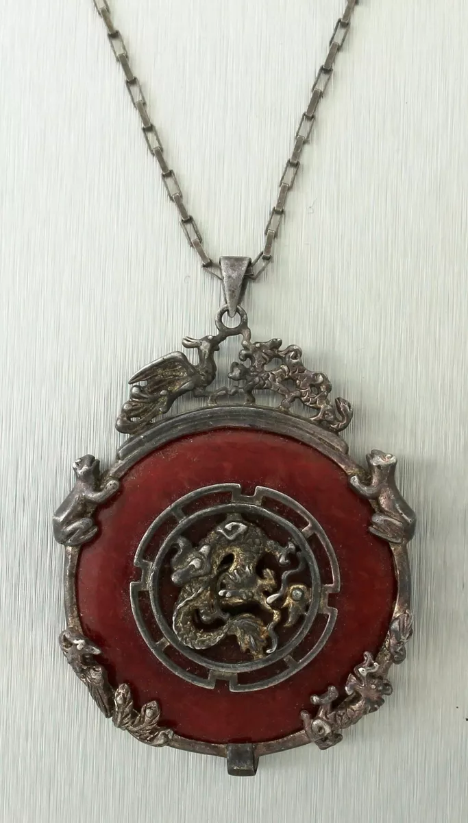 Chinese red necklace sale