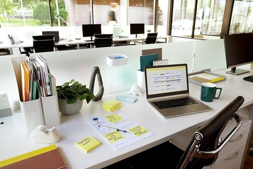 Post-it Notes, 3x3 in, 4 Pads, Canary Yellow, Clean Removal, Recyclable - Picture 7 of 10