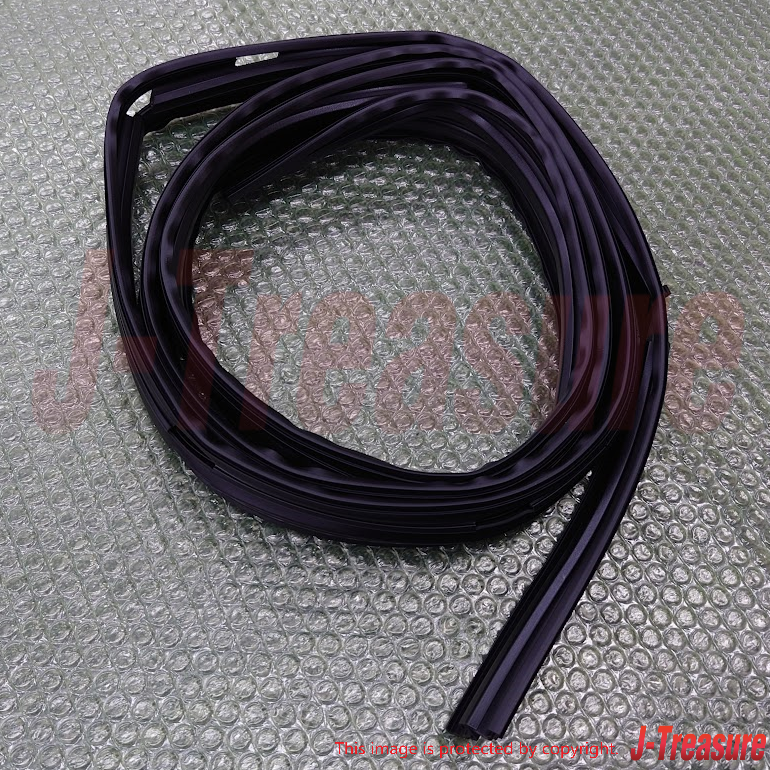 TOYOTA Genuine Quarter Window Run RH 62755-60050 LAND CRUISER