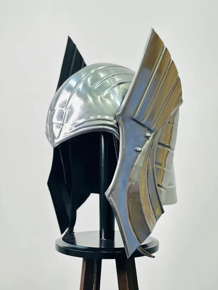 Thor Helmet Ragnarok-Inspired Halloween Costume Prop Wearable Thor Helmet Gift - Image 2 of 4