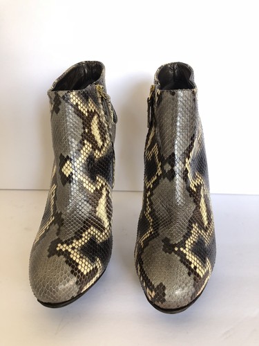 ROBERTO CAVALLI $2000 PYTHON LEATHER ANKLE BOOTS WITH GOLD LOGO 38.5 - Picture 4 of 12