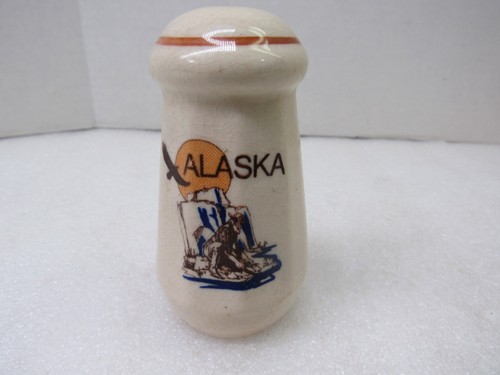 1960's Alaska Gold Miner Ceramic Salt & Pepper Shakers 3.5 x 2" Vintage Travel - Picture 2 of 14