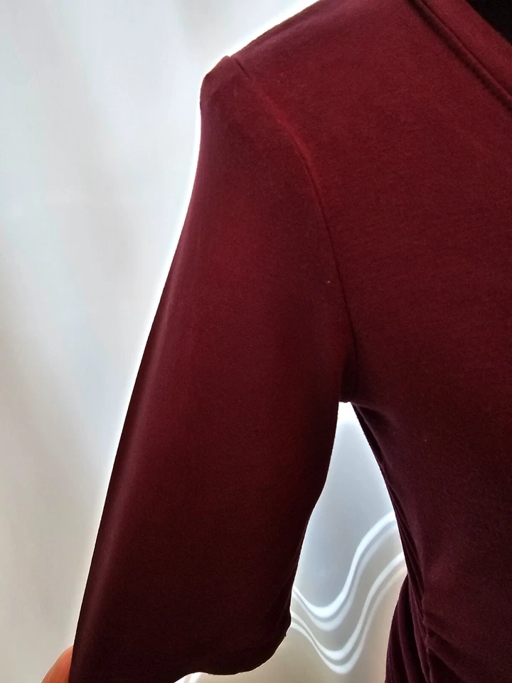 Motherhoods burgundy maternity dress in size S D125 - Image 4 of 4