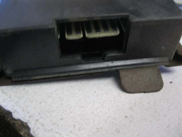 GM Used Speed Control Unit 25031955 AC A.T 84 Suburban 4x4 auto - Image 4 of 4