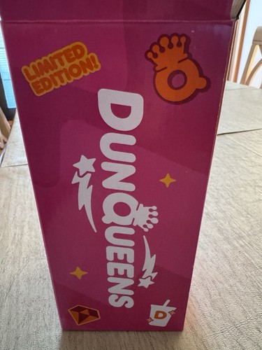 Schachtel mit 4 Dunkin DunKings Dunqueens S Mehrwegbechern Strohhalmen Deckel - Bild 3 von 10