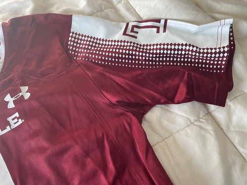 NWT NCAA Temple Owls Under Armour Football Jersey Maroon Mens Small - Picture 5 of 11