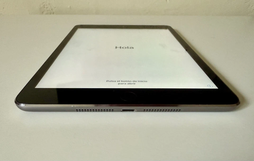 Apple iPad Mini 2 16GB Space Gray ME276LL/A Wifi only - Excellent condition - Image 3 of 4