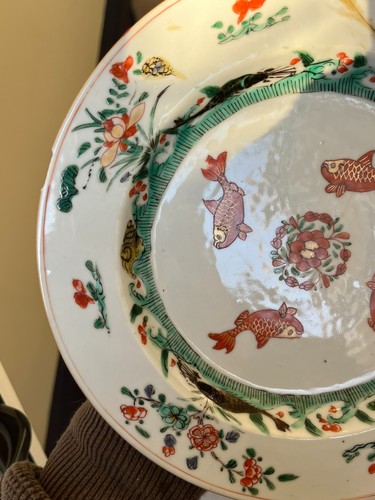 Chinesische antike Porzellan Schale Teller Qing Famille Verte 18. Jh. Kangxi Fisch - Bild 9 von 16