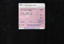 Used Ticket - Newcastle United v Exeter City FAC  14.2.1981