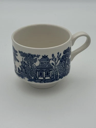 Vintage Churchill England Blue Willow Coffee/Tea Cup