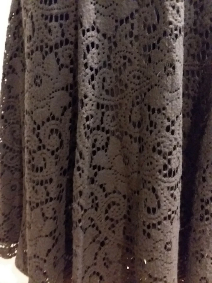 Falda de encaje marrón Isda And Co, forrada  Foto 4 de 4