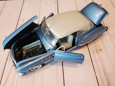 Franklin Mint 1949 Buick Riviera Hardtop 1:24 Scale Diecast
