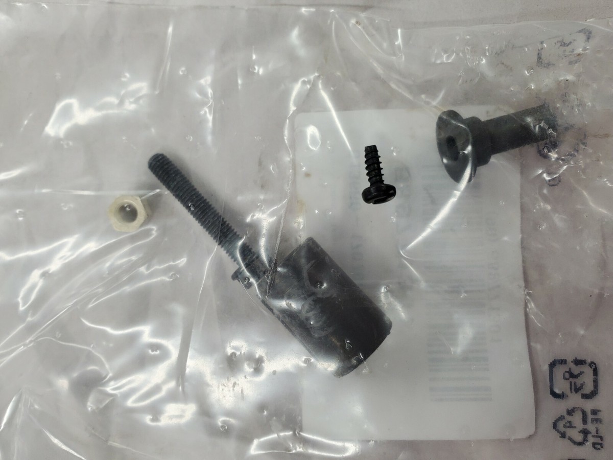 New Genuine OEM Husqvarna West Coast Dog Spike Set 589772101 for