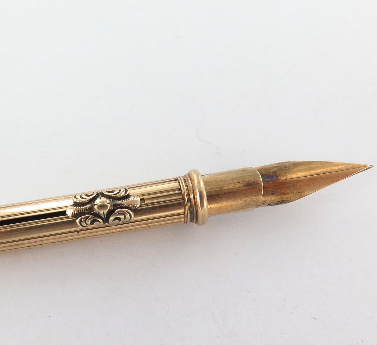 ANTIQUE 9K GOLD COMBINATION FOUNTAIN PEN UK