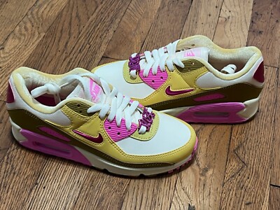 NIKE AIR MAX 90 SE ''DANCE BRONZINE'' COCONUT MILK-PINK SZ 6.5 6 1/2 FD8684-101