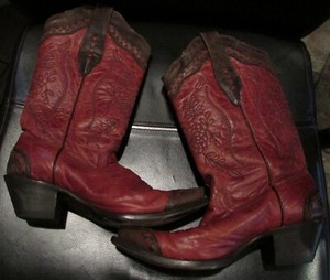 corral red booties