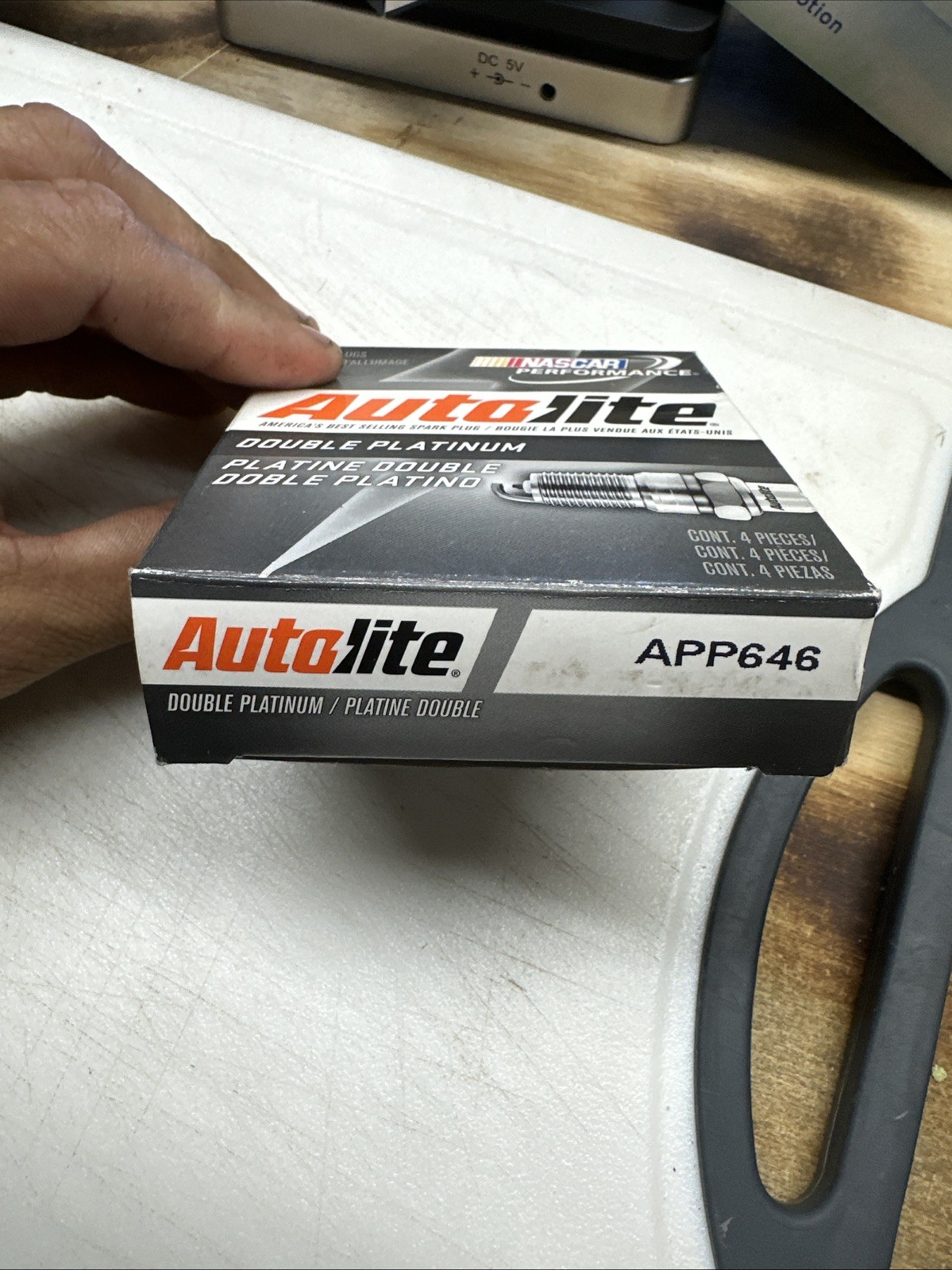 4 Genuine AutoLite APP646 Double Platinum Automotive Replacement Spark Plug