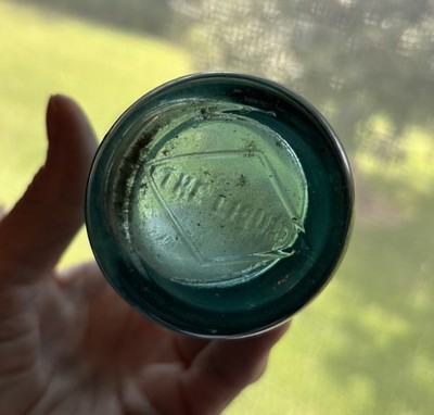  THE LIQUID  SODA  FOUNTAIN WATER COUNTER JERK 1920-30s AQUA VGC ORIGINAL BOTTLE