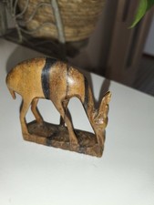 AFRIQUE Statuette antilope, gazelle en bois sculpté à la main 