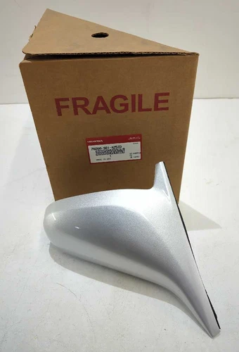 New OEM genuine Honda Power Door Mirror 1996-2000 Civic 2dr Silver NH583M RH