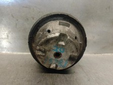 Support moteur Mercedes 208
